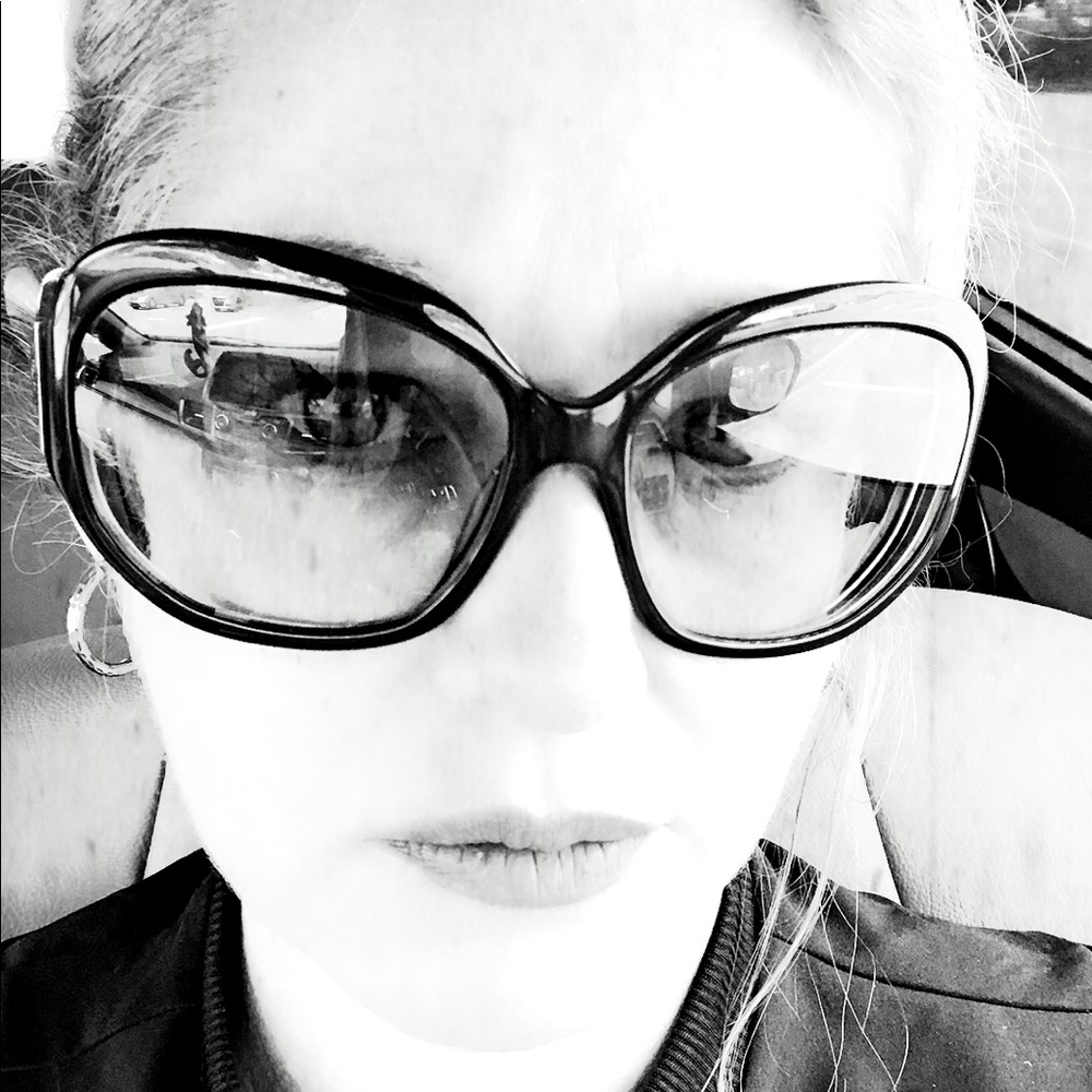 Meet your Posher, Karen